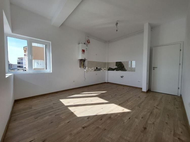 Bloc Nou. Etaj 1. Asfalt. Finisaje de calitate