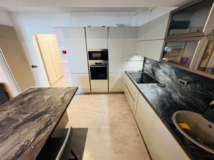 Vanzare Apartament 3 Camere  Iancu Nicolae/British School/2 locuri de parcare - 11