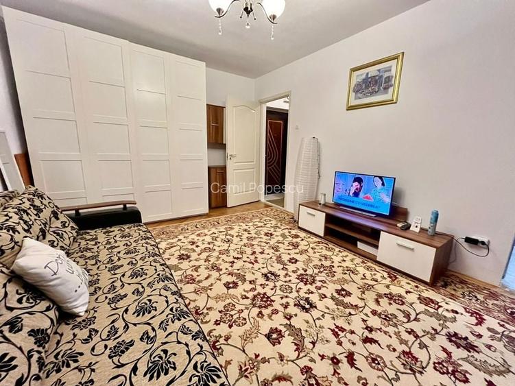 Garsoniera 3 minute Metrou Titan Garsoniera 3 minute Metrou Titan