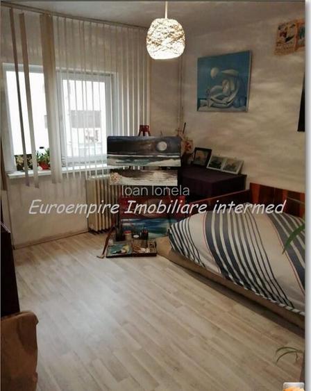 Apartament 2 camere decomandate zona Far Apartament 2 camere decomandate zona Far