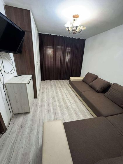 Inchiriez apartament 4 camere - 7