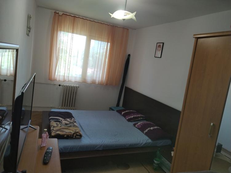 Vând apartament  - 3