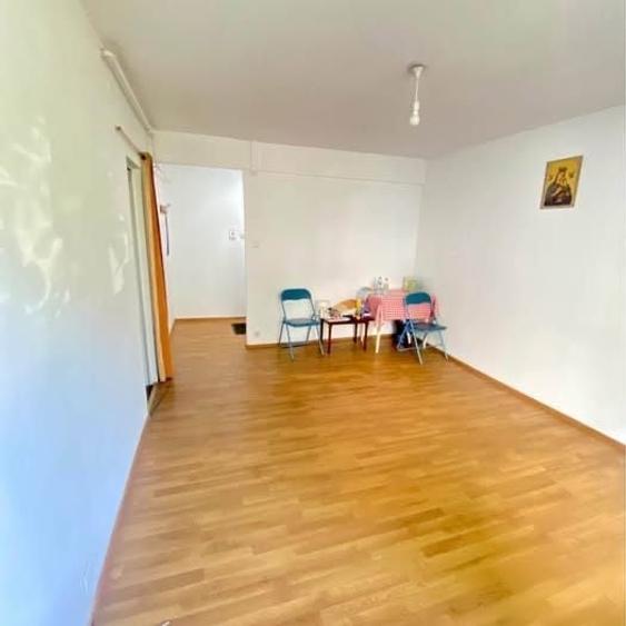 Garsonieră în Bartolomeu