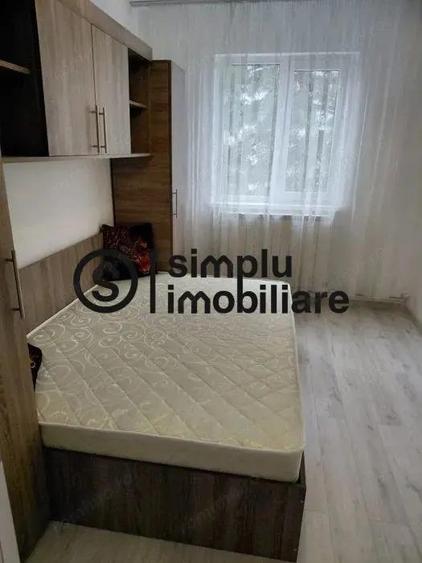 3 camere semidecomandate, etaj 1, centrala termica - 400 Euro - 3