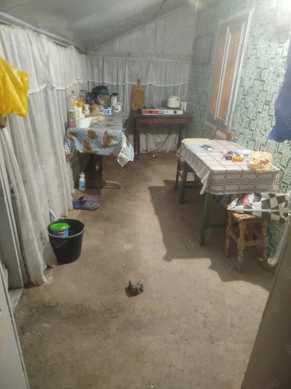 Casa de vanzare batraneasca - 2