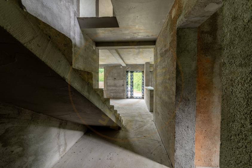 Casa P+1, Babana-Arges cu panouri si apa de izvor - 9