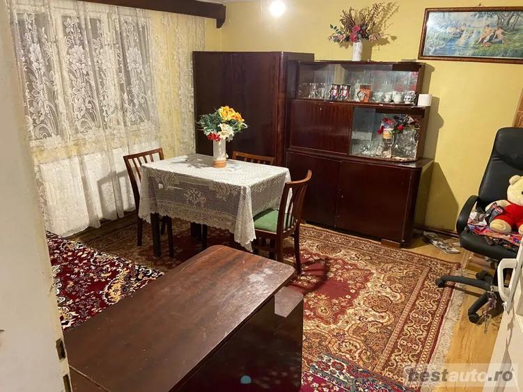 Vand casa utilata complet - 2