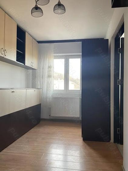 Vand apartament cu doua camere. - 1