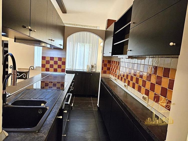 Apartament cu 4 camere de inchiriat in zona Ultracentrala - Oradea - 3