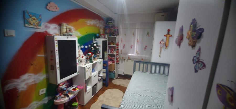 Se vinde apartament cu 3 camere - 5