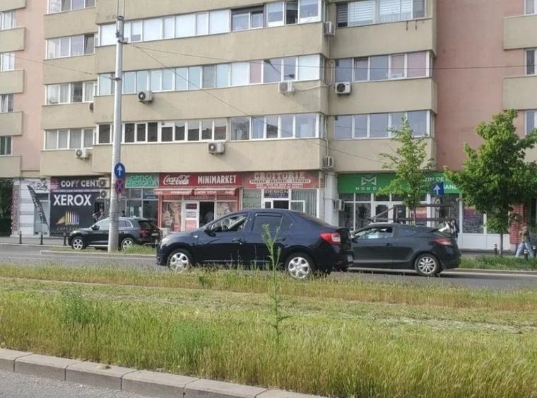 PANTELIMON- MEGA MALL- 45 MP- 1500 EURO - 2