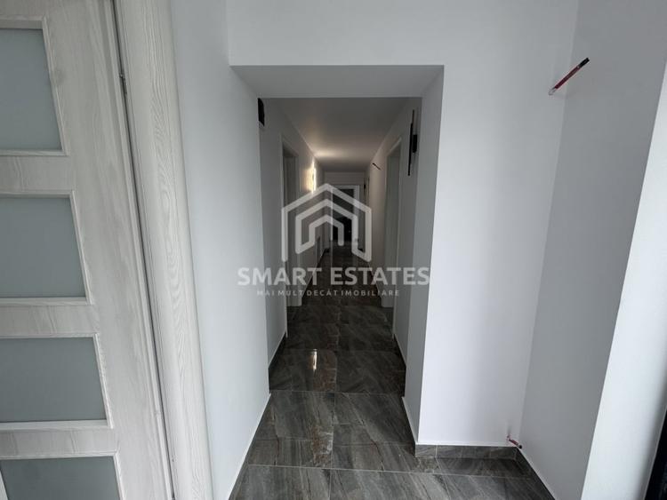 DE VANZARE VILA MALU DPART SPATIOASA GATA DE MUTARE - TEREN - 13