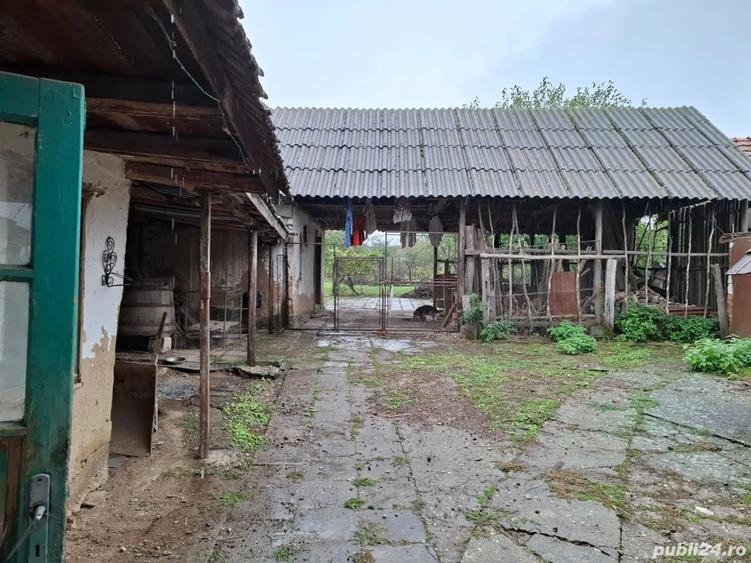 De vanzare casa in centrul satului Cordau Baile Feli - 1