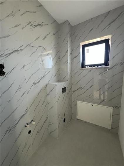 Casa la cheie cu 4 camere 3 bai si teren de 290 mp zona Brana Selimbar - 5