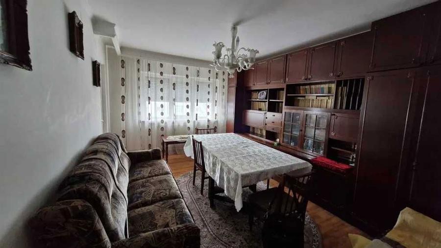 Vand/Schimb apartament 3 camere cartier Popa Sapca - 1