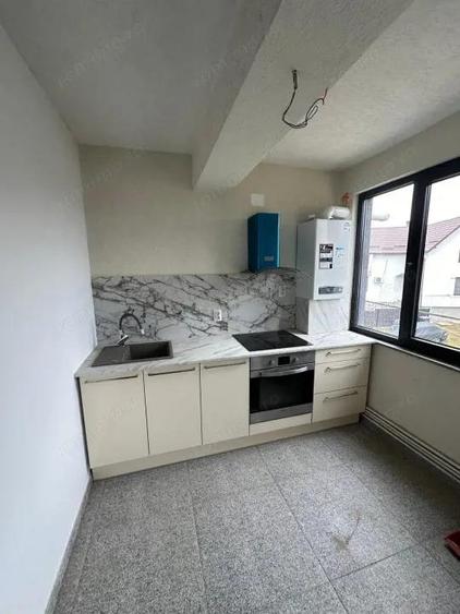 Vila Targul Saptamanal, P+2 - 5