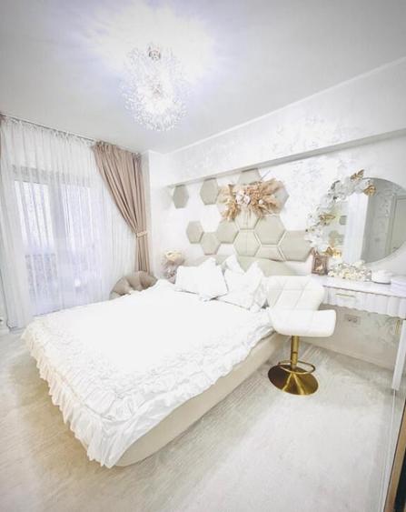 Apartament 3 camere, decomandat, lux, parcare subterana, Tat - 18