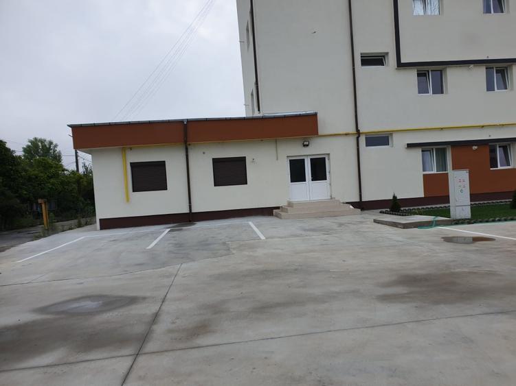 Vind apartament 2 camere unic(tip casa) - 11