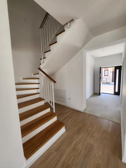 Duplex LA CHEIE limita sector 5-Bragadiru! - 2