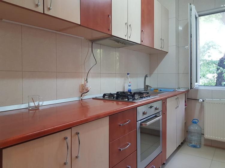 Inchiriere apart 3 camere, 2 bai, etaj 1 din 4, vis-a-vis de Grand Arena - 8