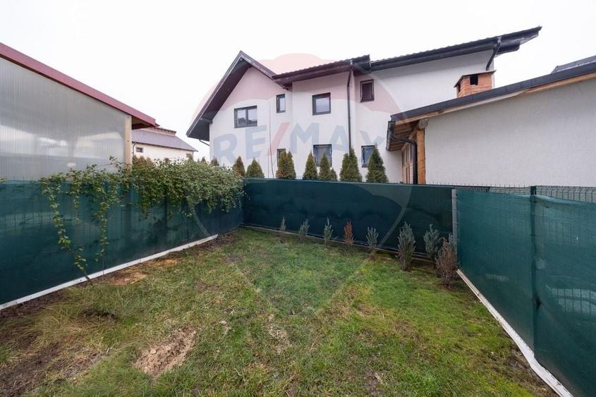 Studio cu curte proprie și parcare, mobilat, Sânpetru – 38 mp - 9