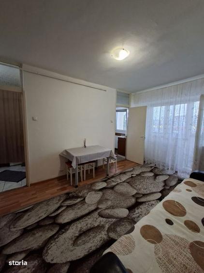 Garsoniera Confortabila Etaj 1, Zona SRI - 3