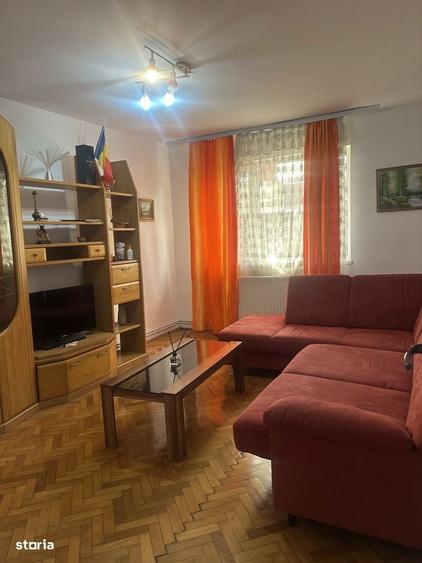 Campina - ap. 2 cam - mobilat - 1200 Lei/Luna - 10