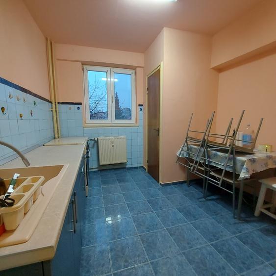 Piata Muncii metrou- Sos Mihai Bravu, etaj 3 - 1