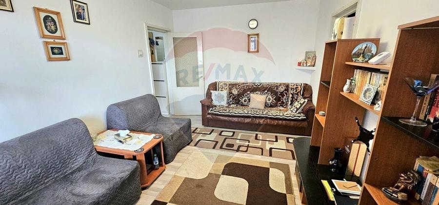 Apartament cu 2 camere de vânzare, strada Milcov - 10