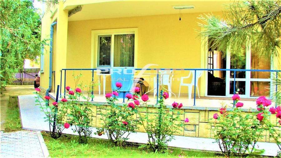 Costinesti - Vila P+1E+terasa, cu 9 camera, cu.teren 977mp. dubla deschidere - 2