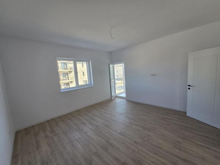 Apartament cu 2 camere decomandat în Giroc