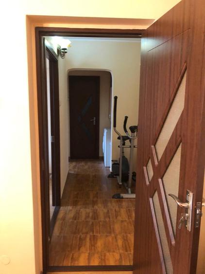 Tineretului -metrou, parc- centrala proprie - 2