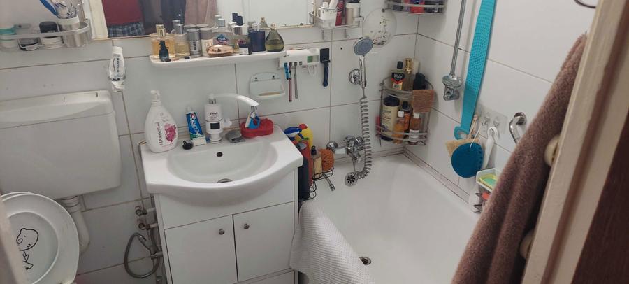Apartament 3 camere sector 4 - 8