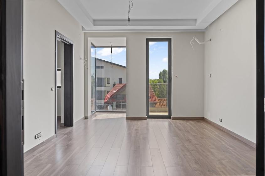 Cladire cu 5 apartamente de vanzare - 7