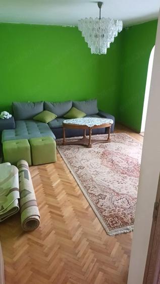 Inchiriez apartament 2camere - 1