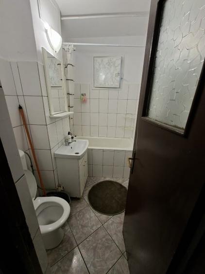 Inchiriez apartament zona Flora - 5