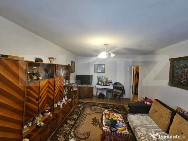 Apartament 4 camere decomandat, 70 mp, zona Kaufland Cetate - 3