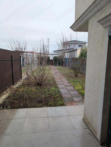 Triplex de vanzare - 1