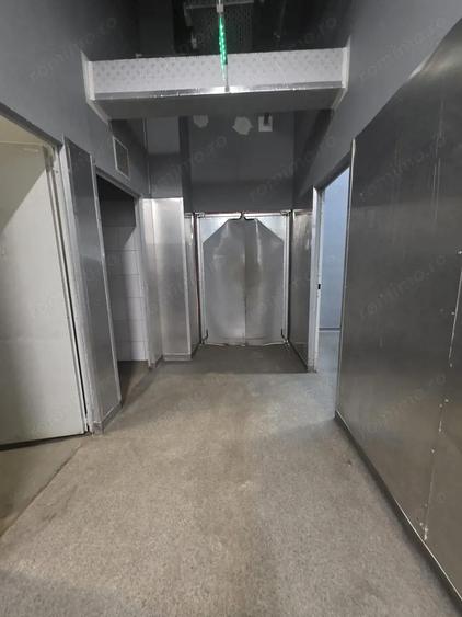 Piata Victoriei 638 mp vitrina 18 m vizibilitate buna - 5