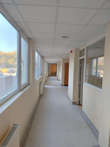 Vand spatiu parter bloc, 1050 mp, Bucuresti, Splaiul Independentei - 4