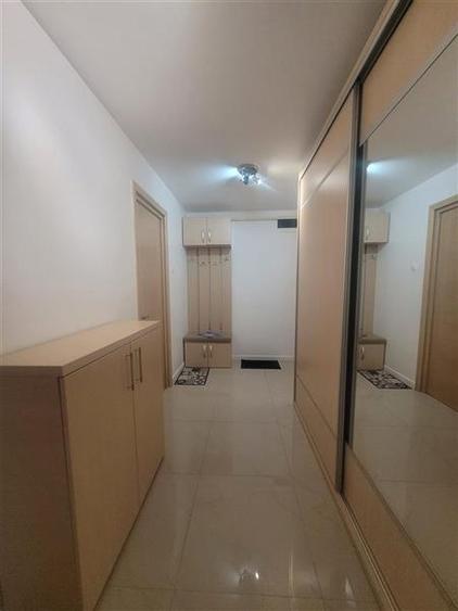 Apartament cu 2 camere decomandat în Republica