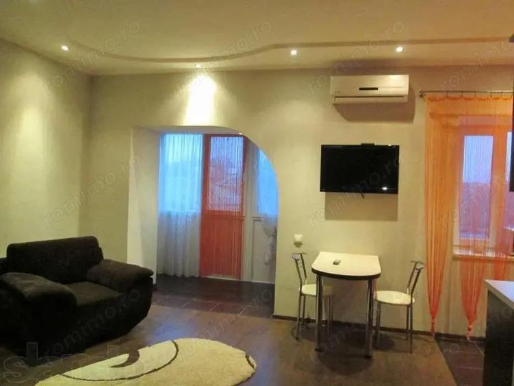 Garsoniera zona Damaroaia - 2