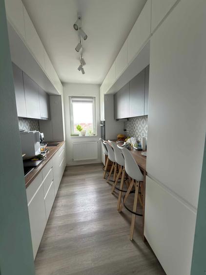 Inchiriere apartament 2 camere sector 4 - 1