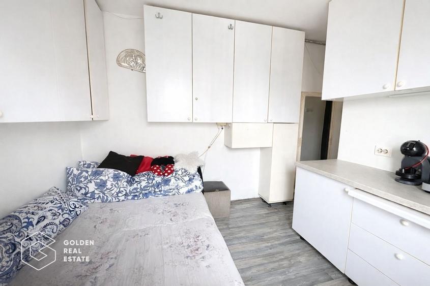 Garsoniera, etaj 3, langa facultate, zona Confectii - 3