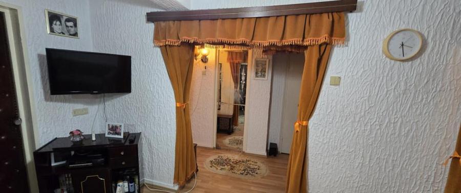 Apartament 4 camere, 83 mp, zona Vest - 1