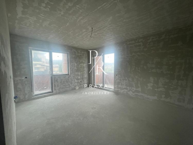 Apartament de vanzare 3 camere semifinisat , parcare, zona Catanelor! - 1