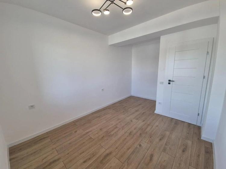 Apartament de vanzare, cu 3 camere, 70 mp, zona Ansamblul Vest Residence - 16