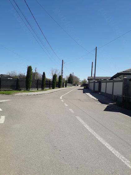 Teren de 1100 mp, în Central