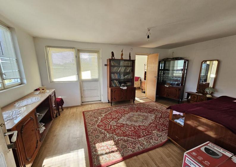 Casa P+1, comuna Dane?ti, 10 km distan?a de Tg. Jiu - 1