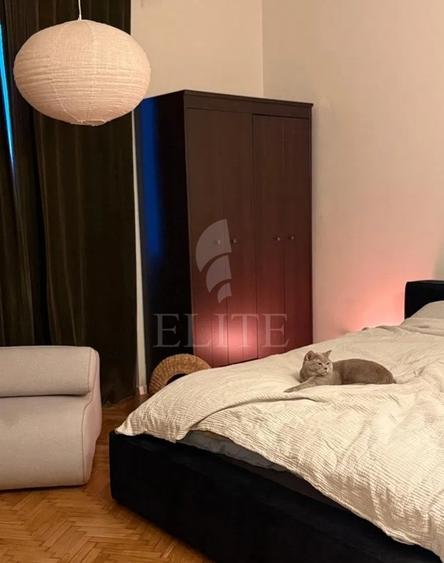Apartament 3 camere în zona STRAZII HOREA - 10